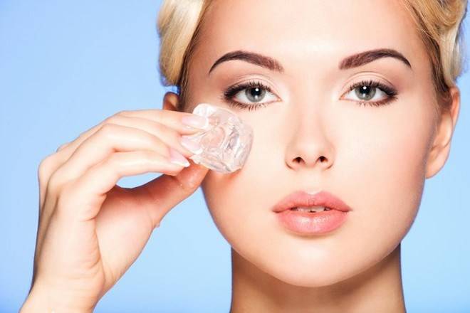 Cách trị mụn bọc bằng đá lạnh Cách trị mụn bọc